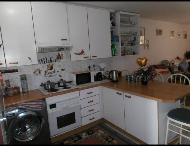 2 BEDROOM TOWNHOUSE FOR SALE IN OAKDENE